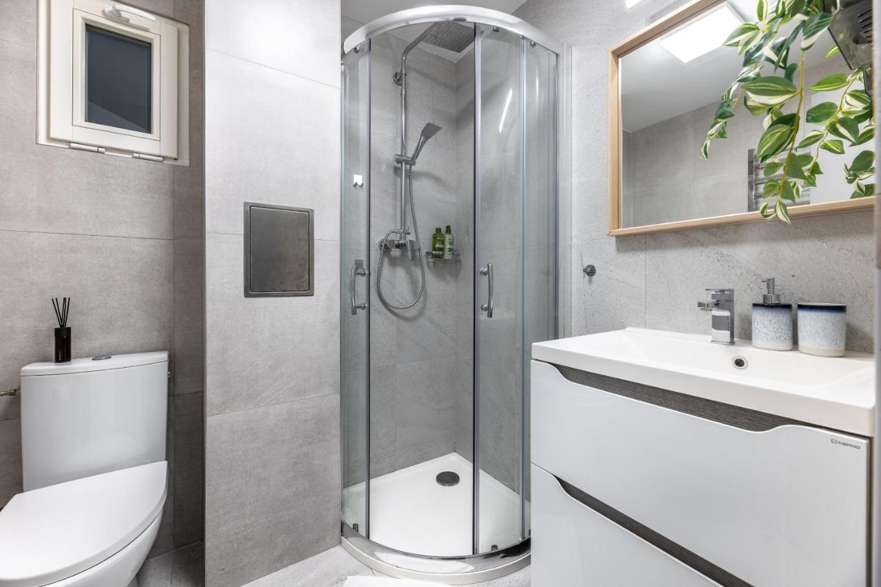 Cute 1bedroom Center Apartment *